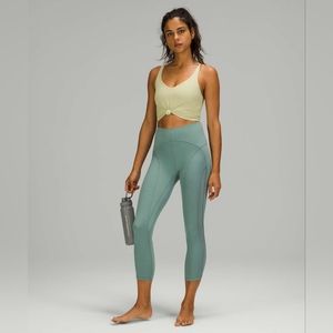 🏡 Move out sale! Nulu ™ and Mesh Mid-Rise Yoga Crop 23" tide water teal
